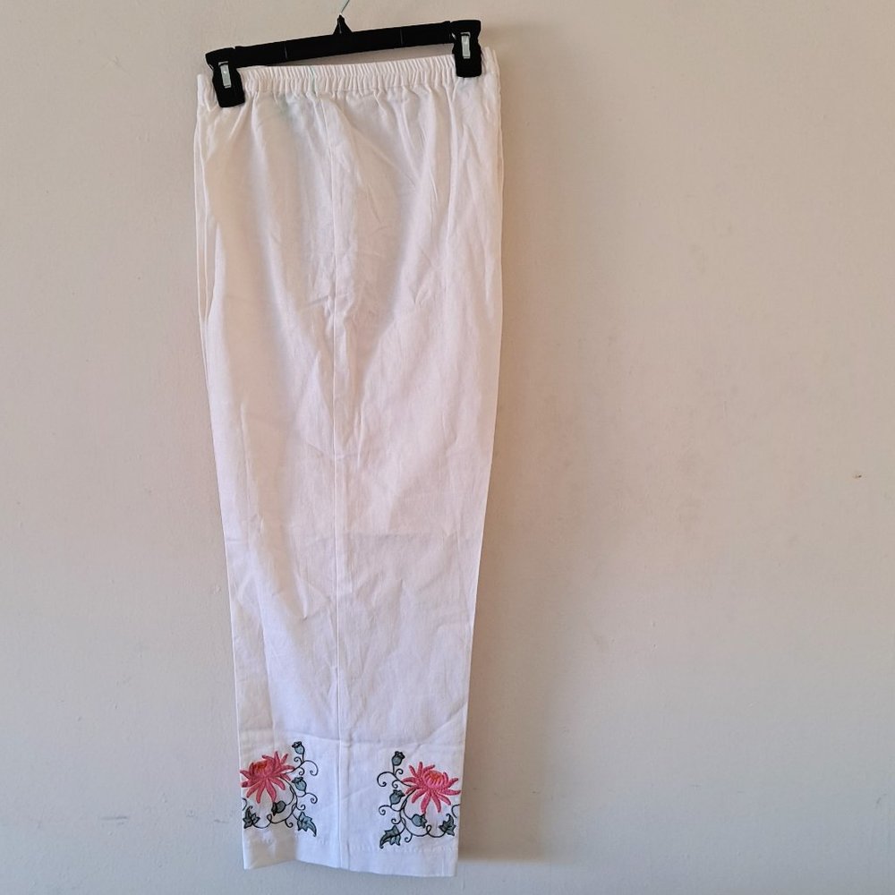 Chadwicks Ivory Linen Blend Cropped Capri Pant - Picture 2 of 7